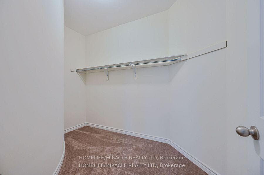 15 Sanford Circle photo 26