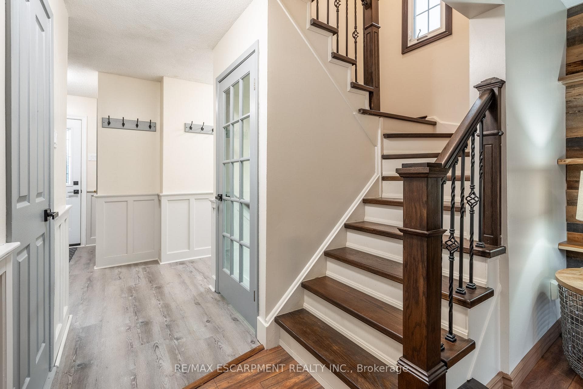 2369 Shropshire Place photo 13