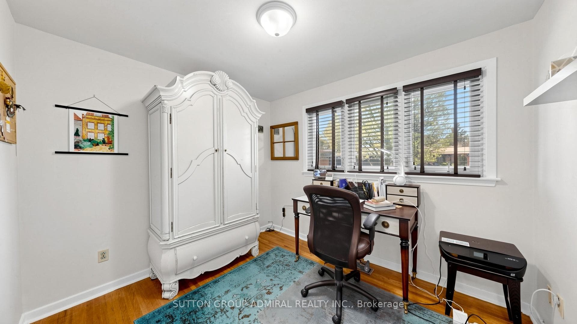 218 Bay Thorn Drive photo 31