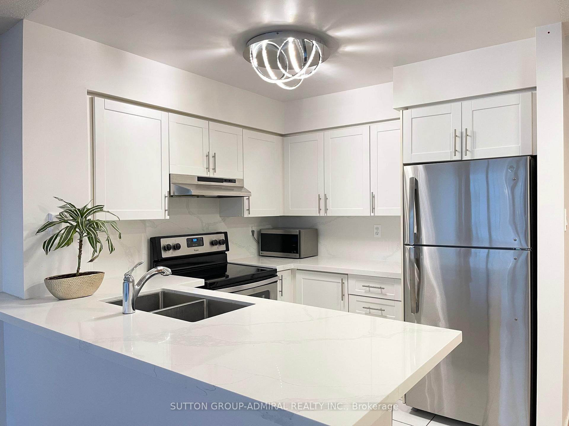 260 Doris Avenue Unit 1003 photo 1