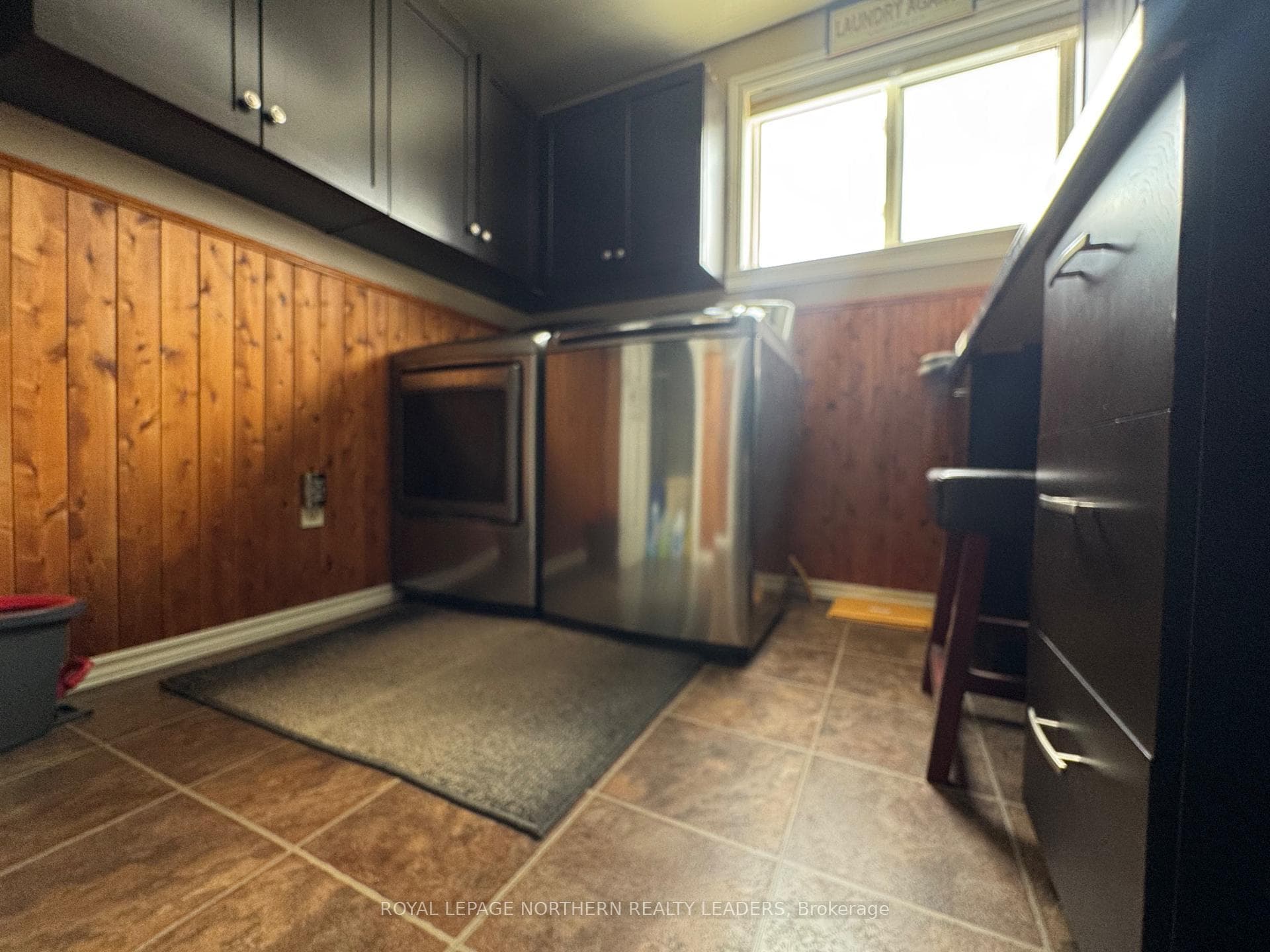 27 Sterling Avenue photo 18
