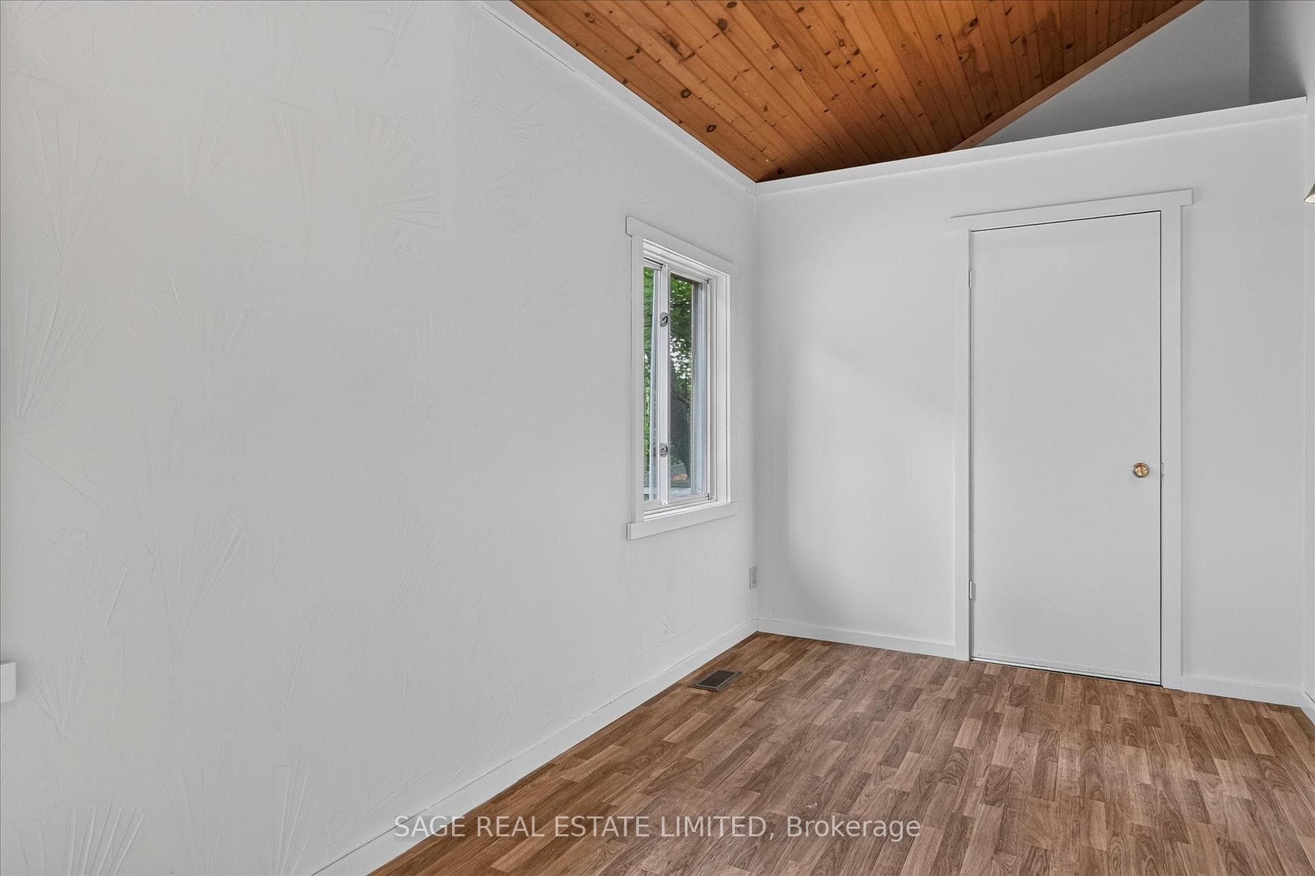 1756 Gordon Fitzgerald Lane photo 37