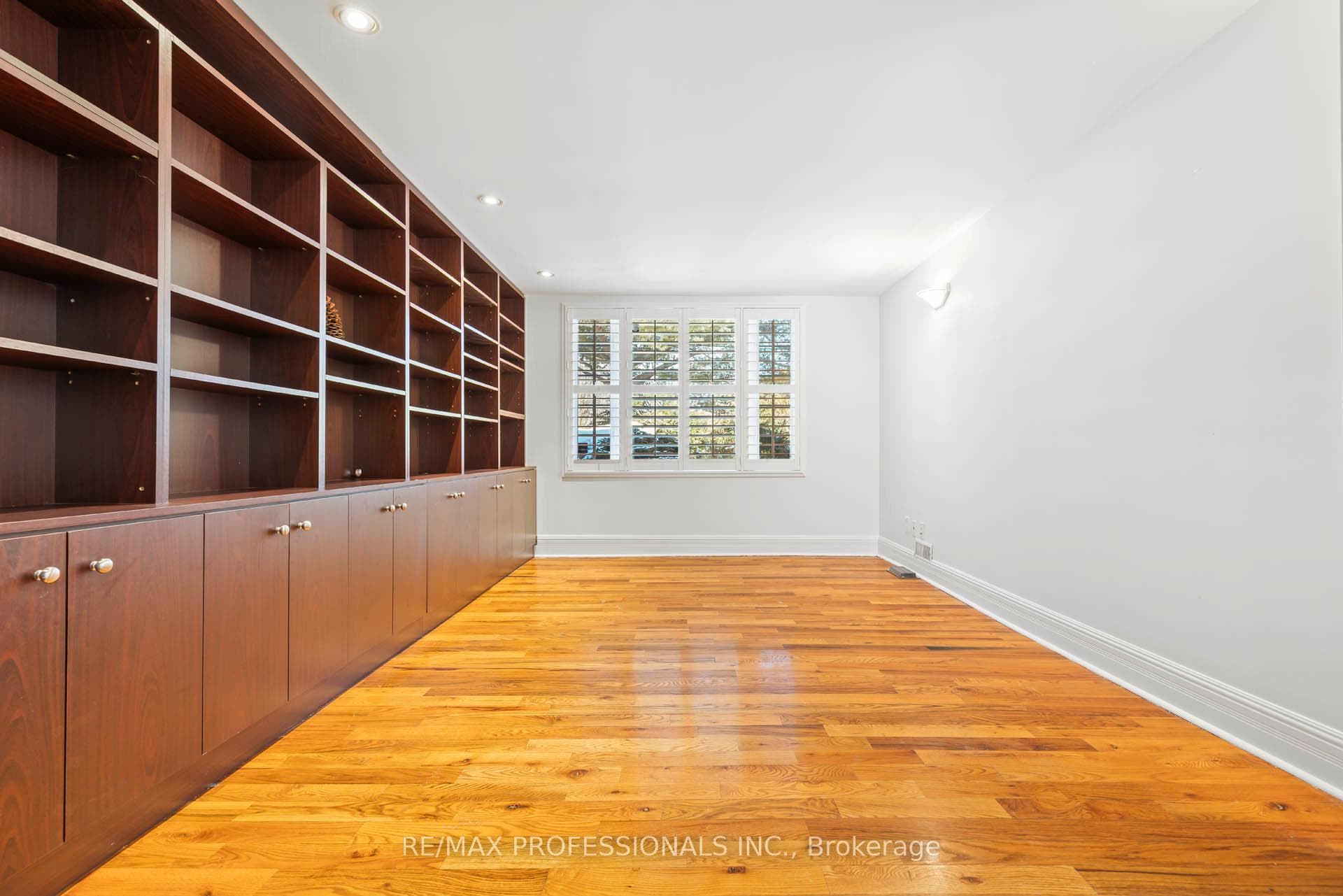 560 Meadow Wood Road photo 18