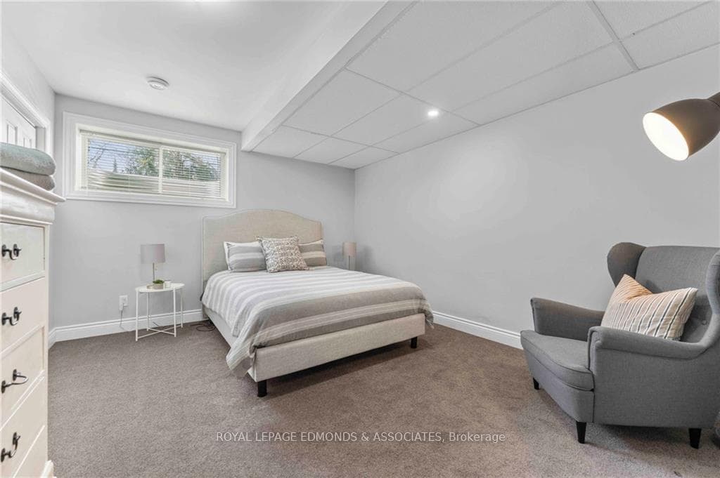45 FOREST PARK Road photo 22
