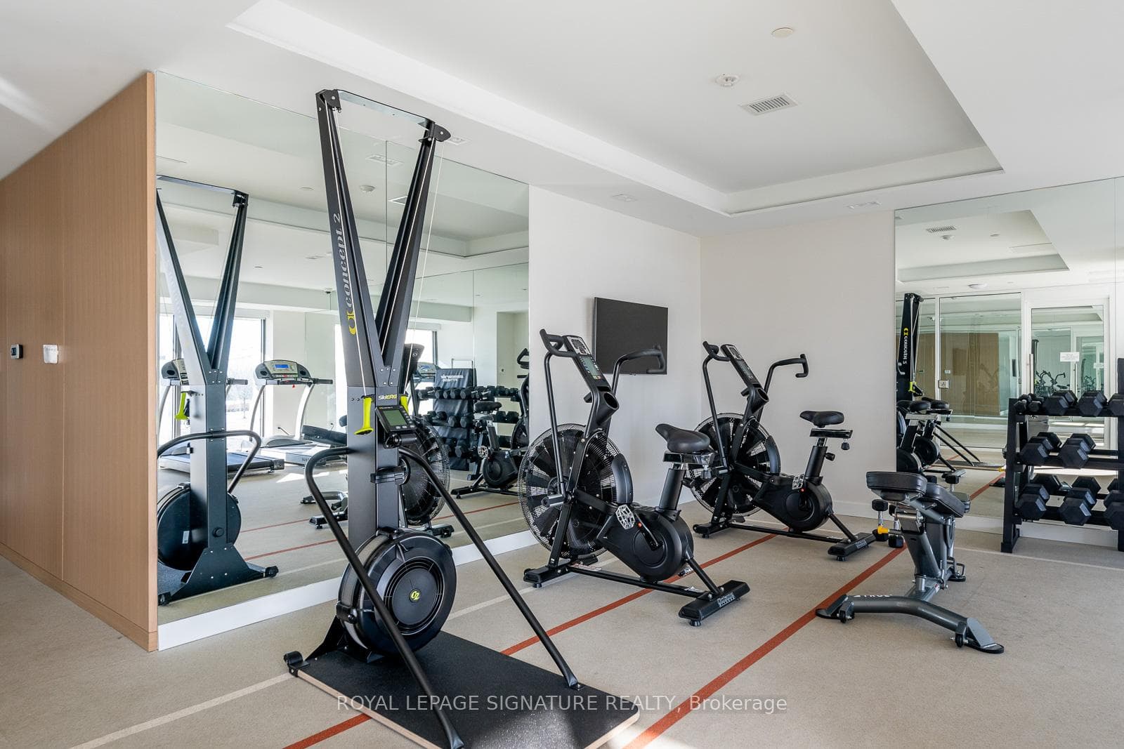 1195 The Queensway N/A Unit 606 photo 6