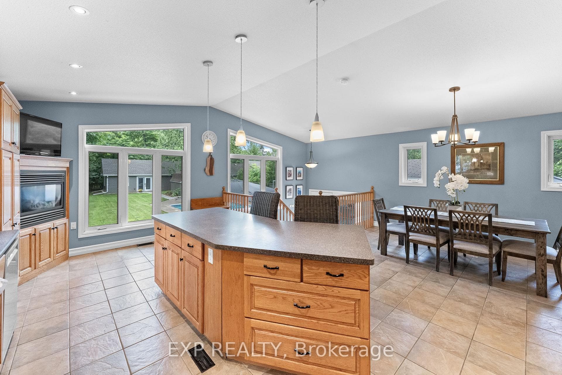 6276 STAMFORD GREEN Drive photo 22