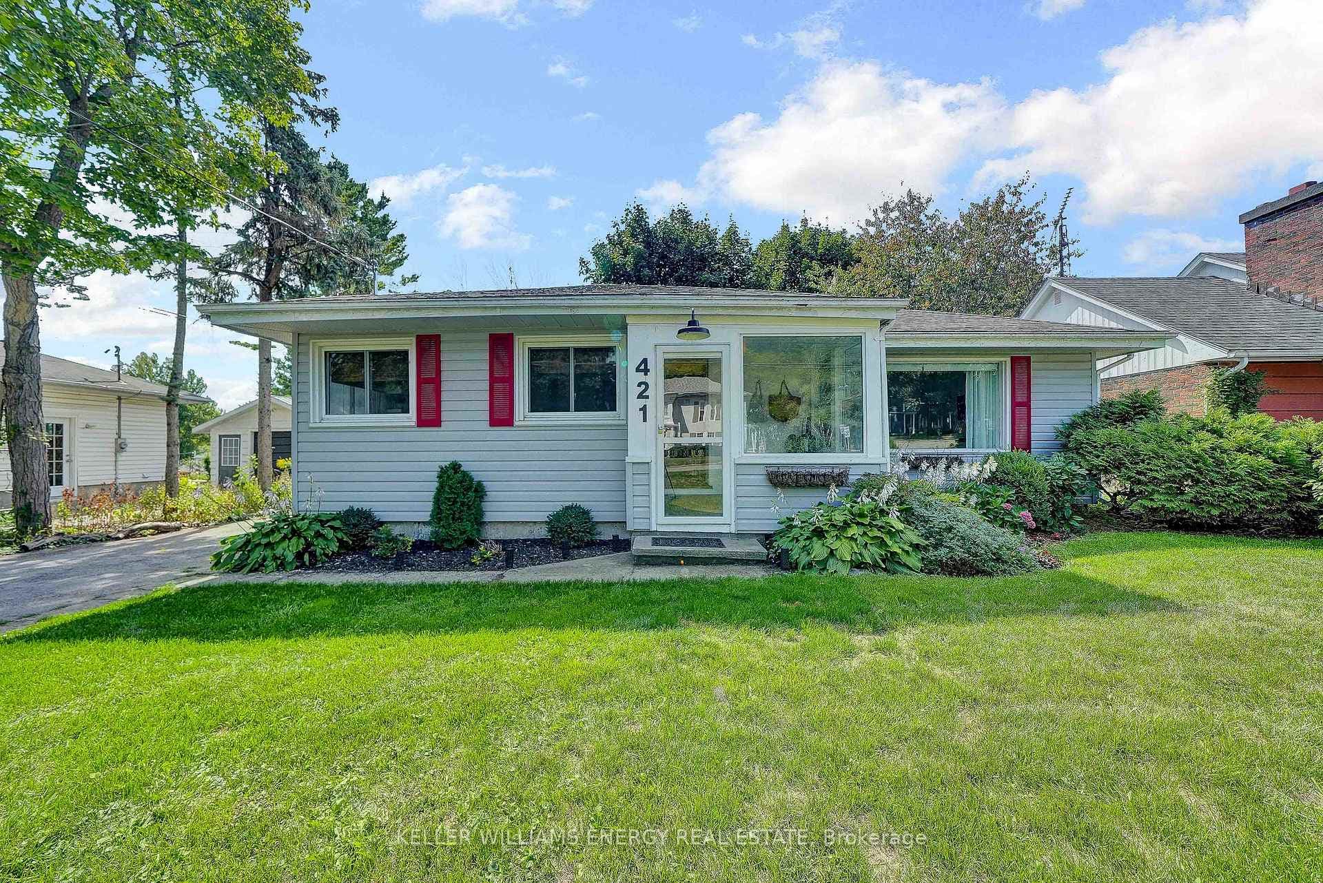 421 Bloomfield Main Street photo 1