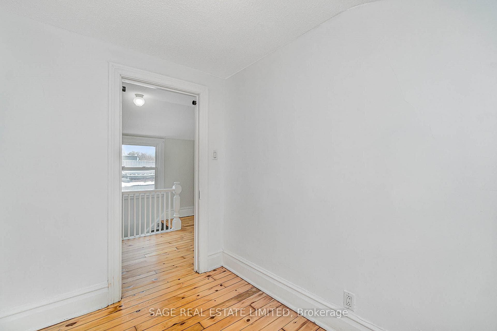 675 Ossington Avenue Unit Upper photo 17