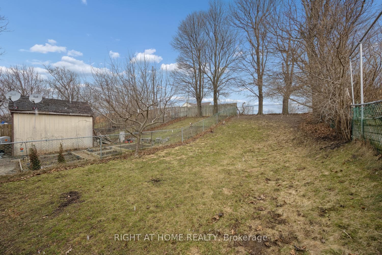 953 Southridge Street photo 40