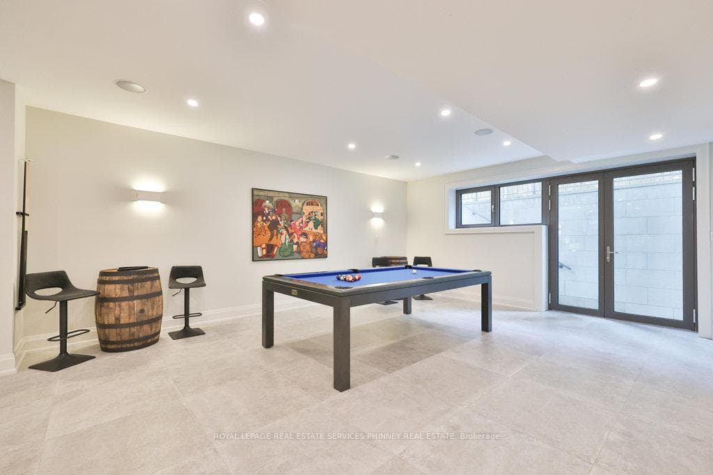 1456 Applewood Road photo 39