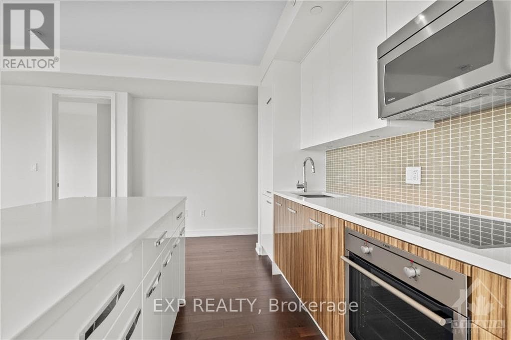 111 Champagne Avenue Unit 1107 photo 10