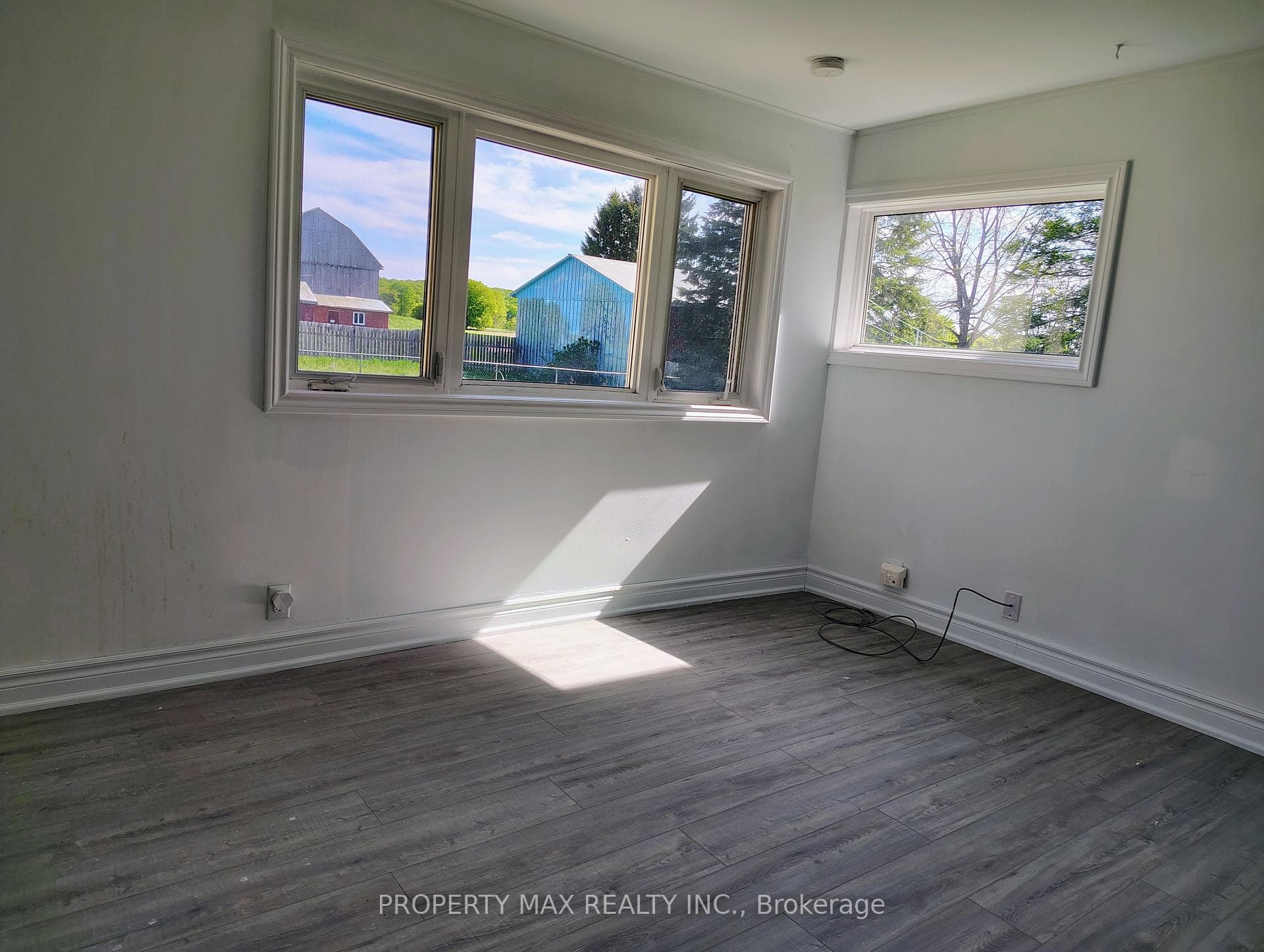 5363 Davis Drive photo 11