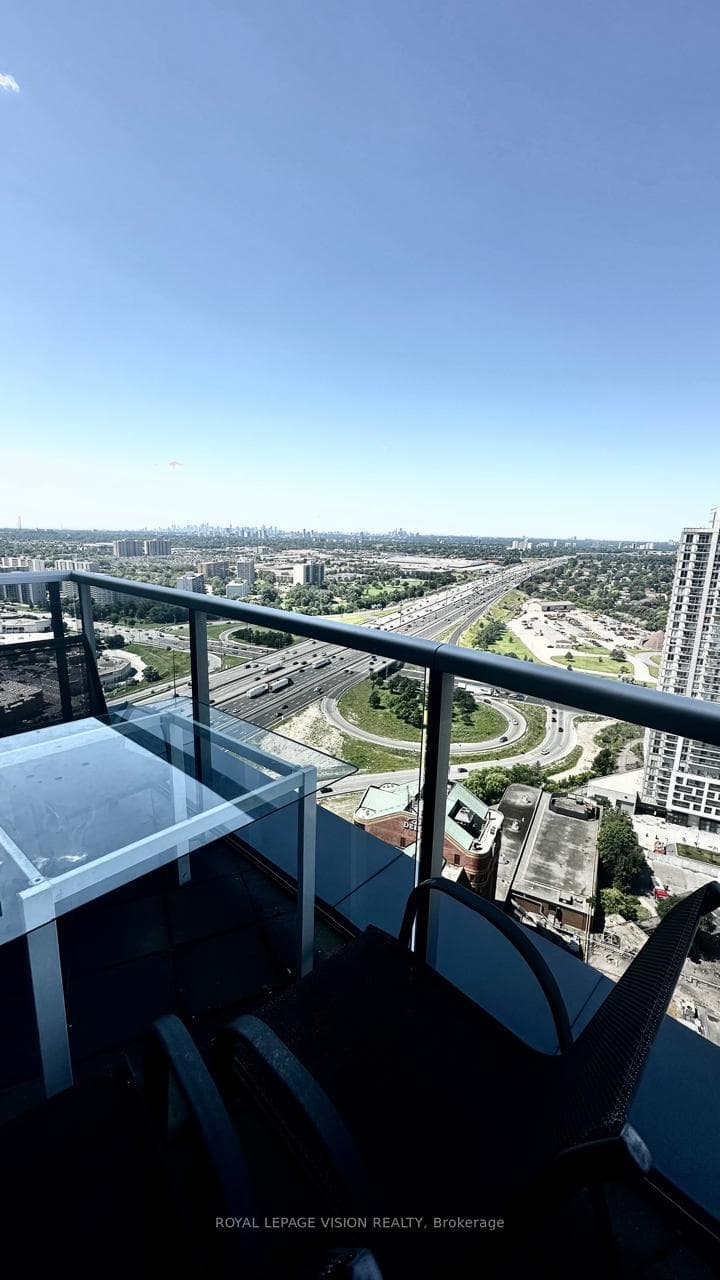 125 Village Green Square Unit 3708 photo 12