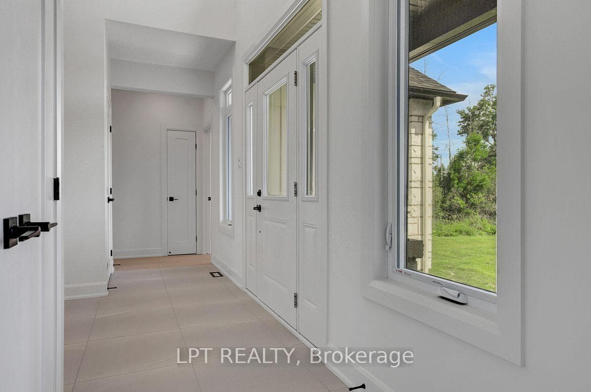 23 Skeel Court photo 3