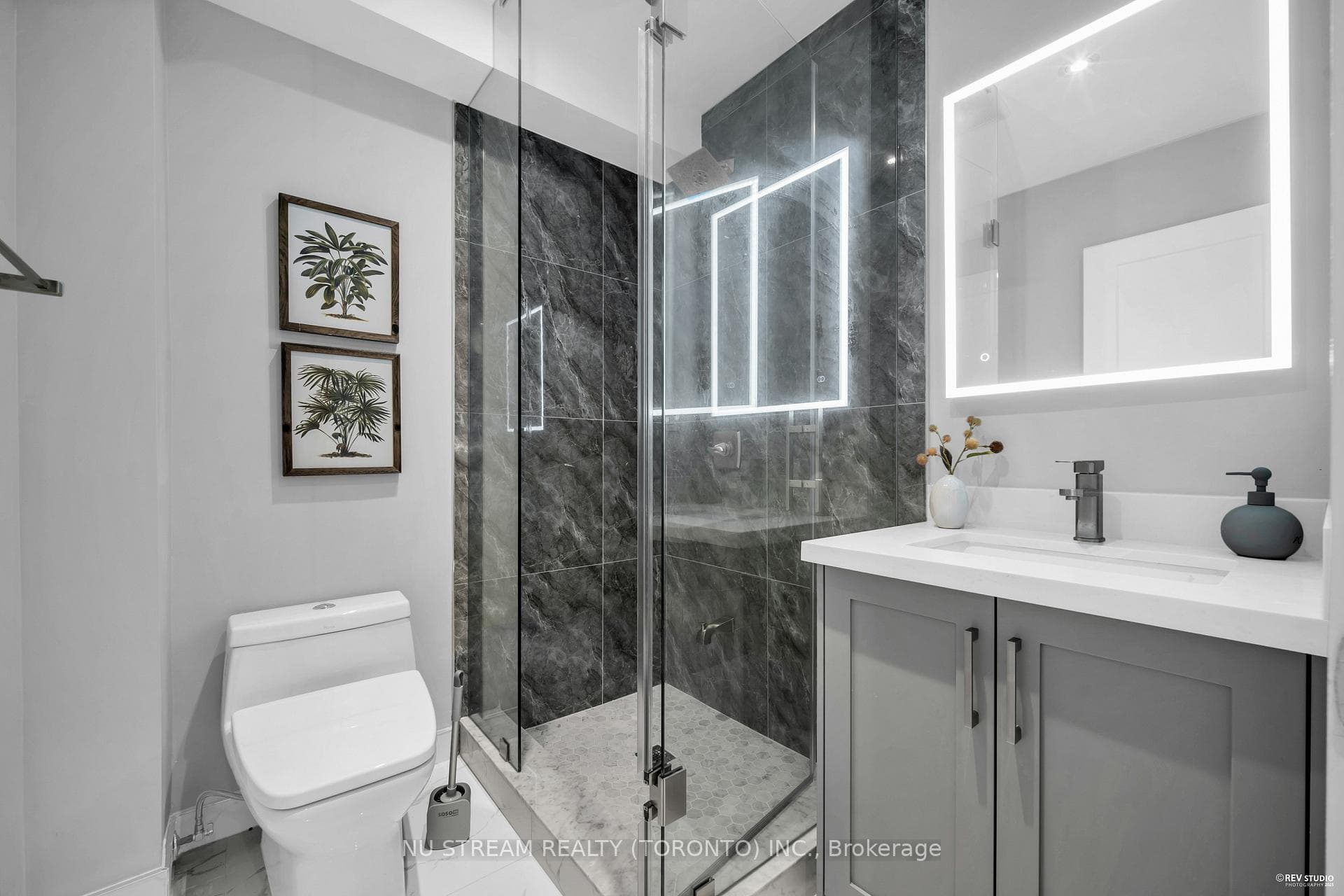 4 Westbourne Avenue photo 32
