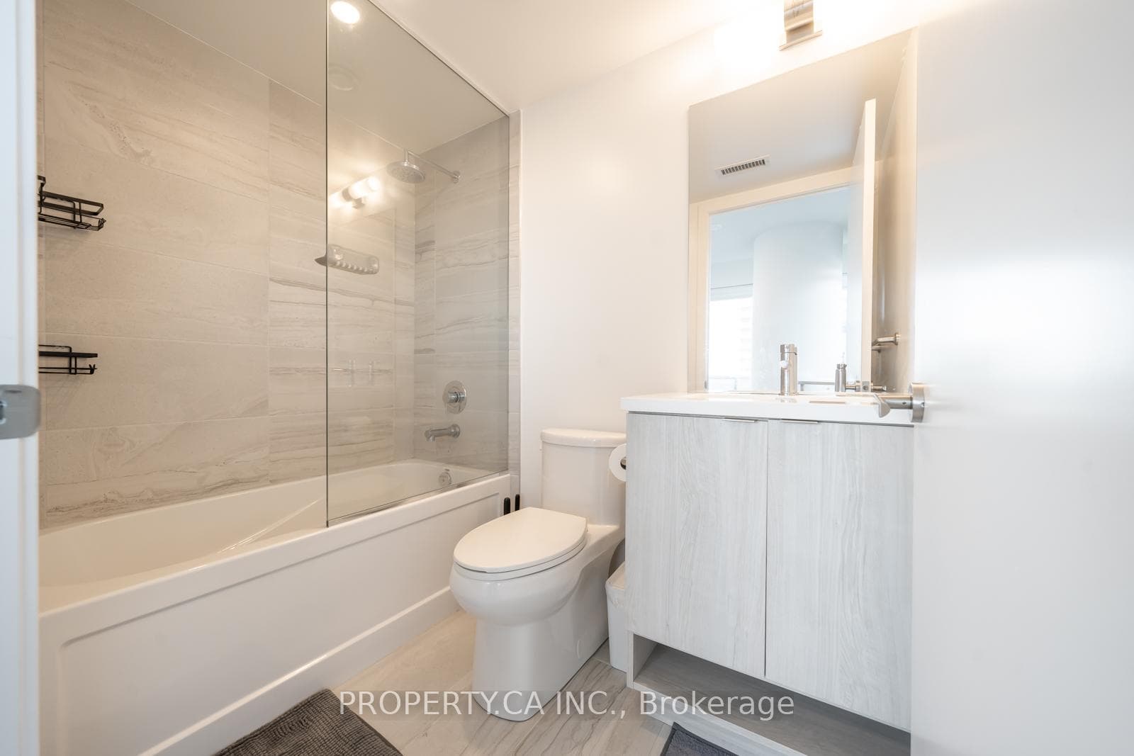 138 Downes Street Unit 4203 photo 17