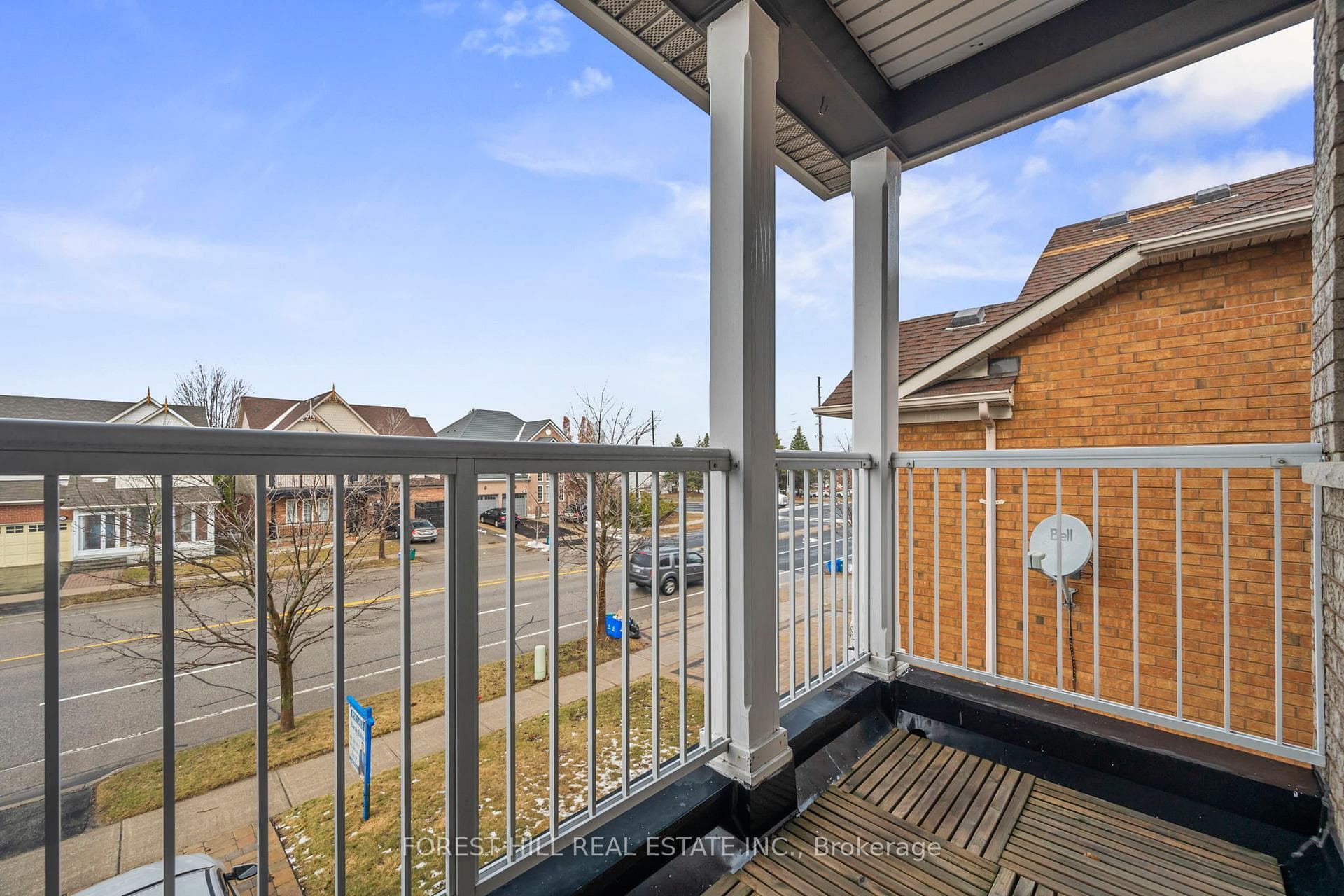 99 Gateway Drive photo 17