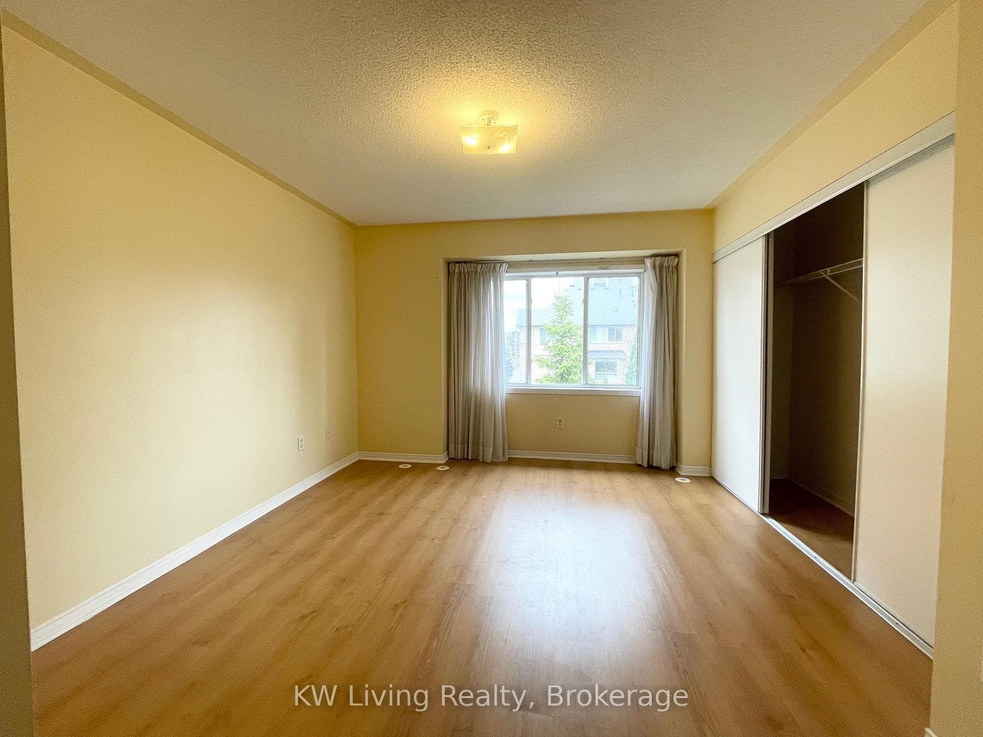 50 Strathaven Drive Unit 73 photo 5