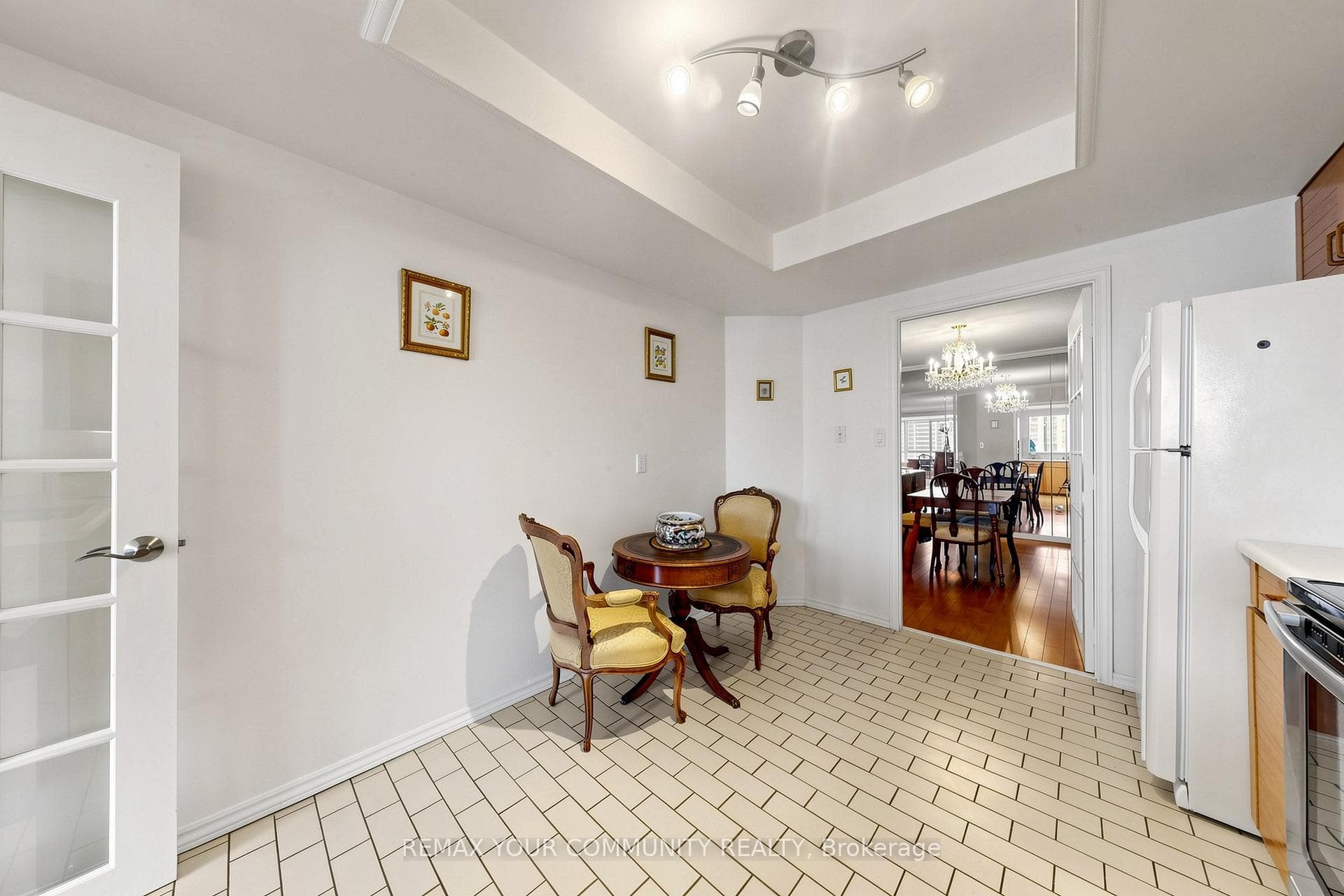 5444 Yonge Street Unit 1609 photo 23