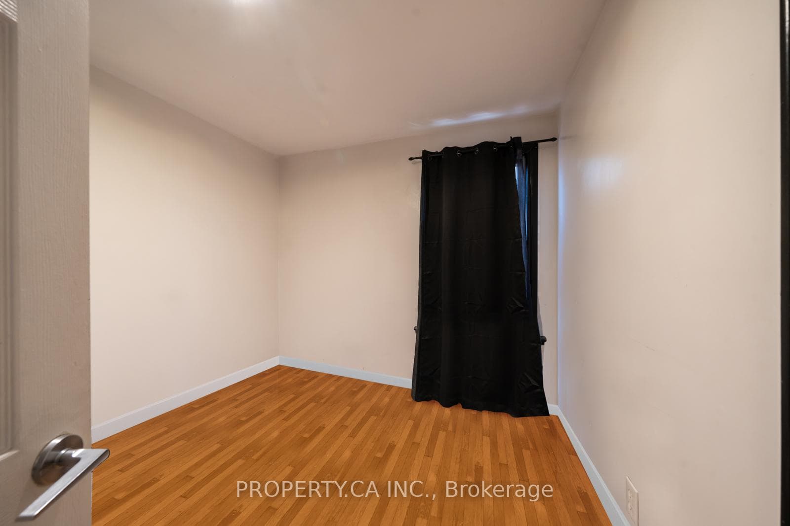 22 Goldwin Avenue photo 3