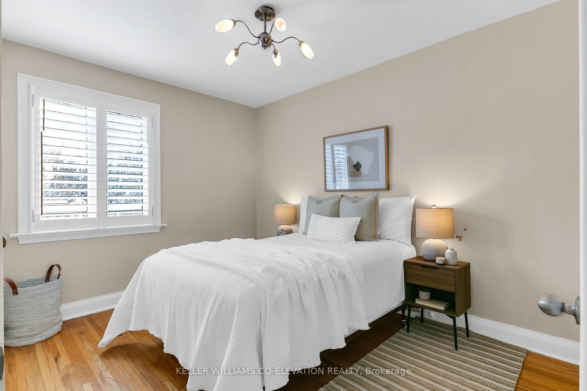 131 Meadowvale Drive photo 20