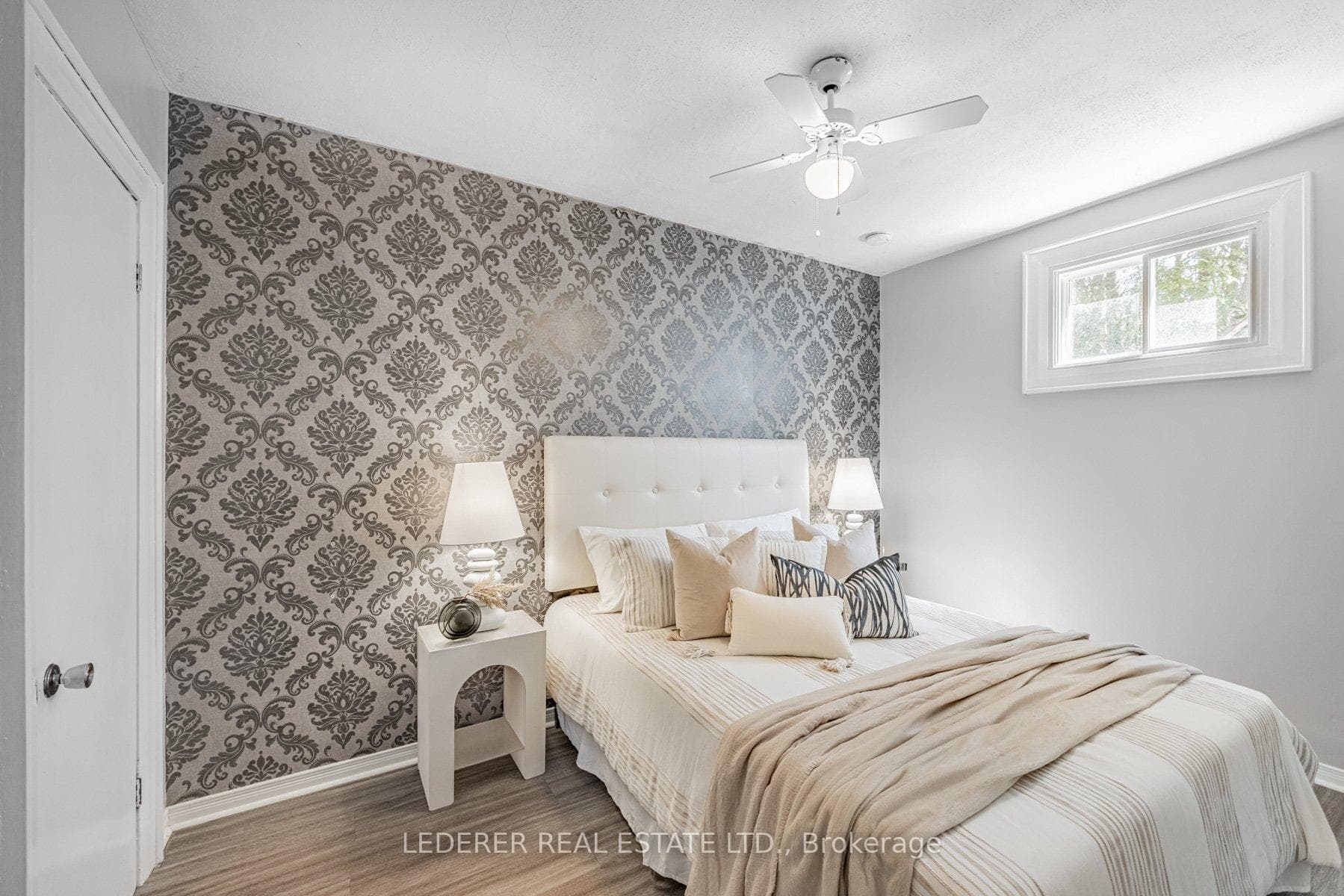 37 Simpson Avenue photo 21