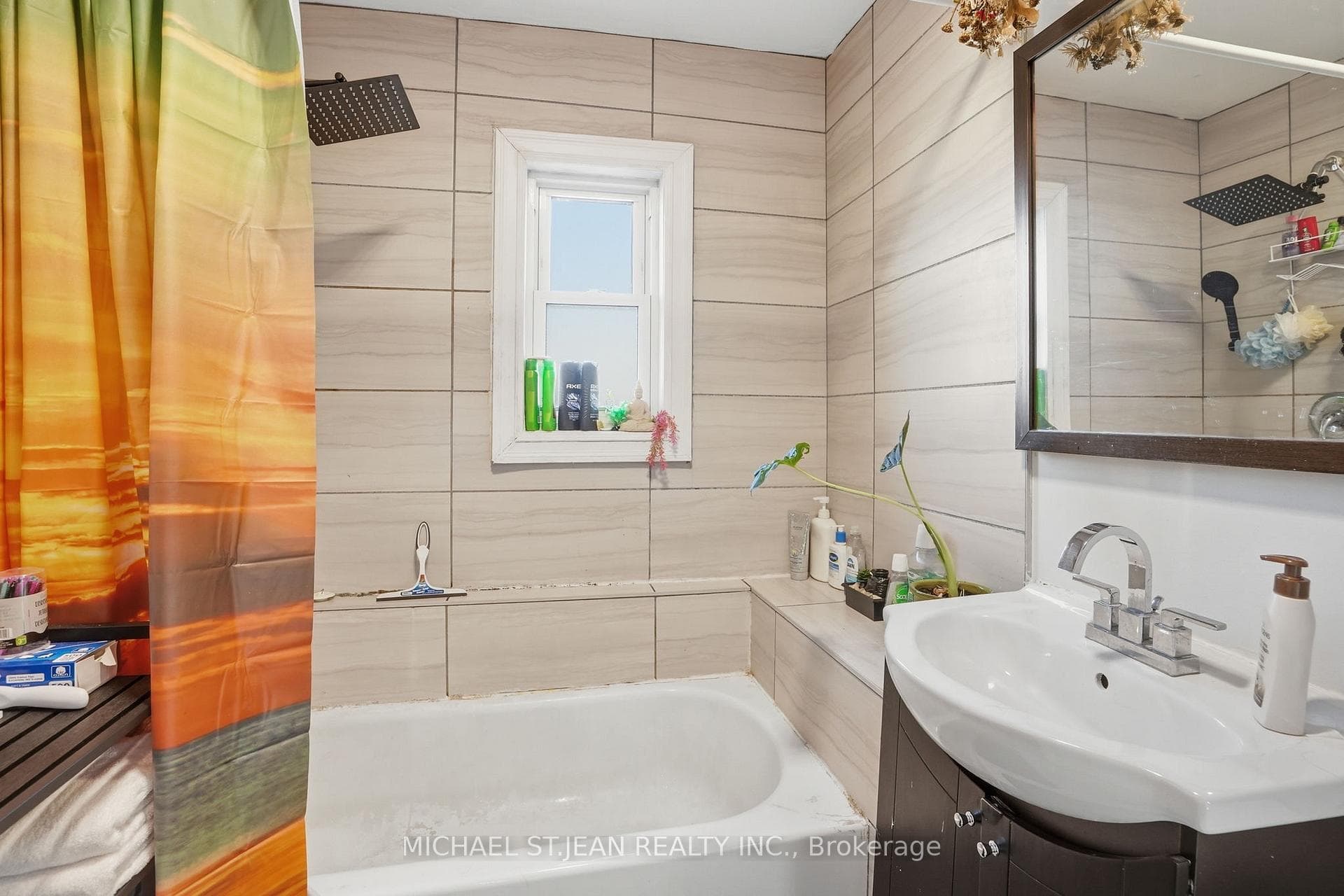 75 Niagara Street photo 17