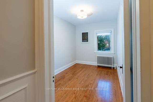 342 Woburn Avenue photo 12