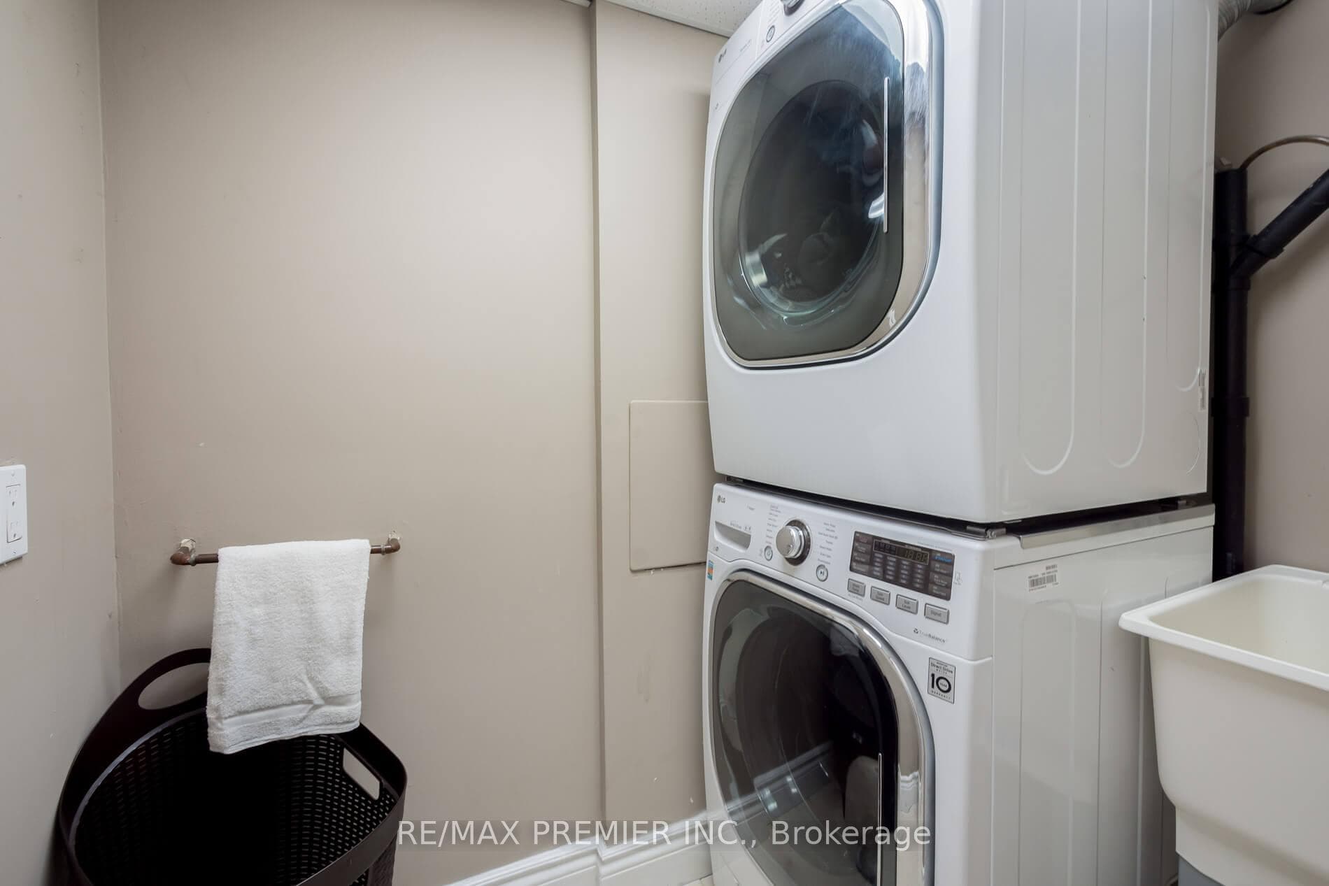 17 Wellar Avenue photo 23
