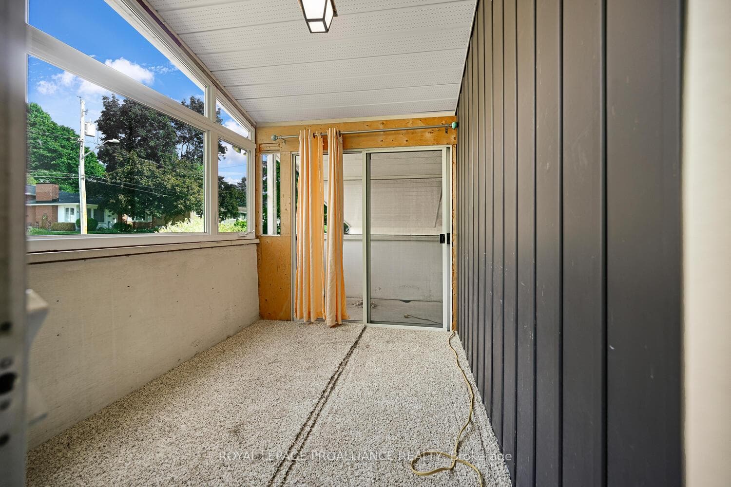 14 Davison Avenue photo 22