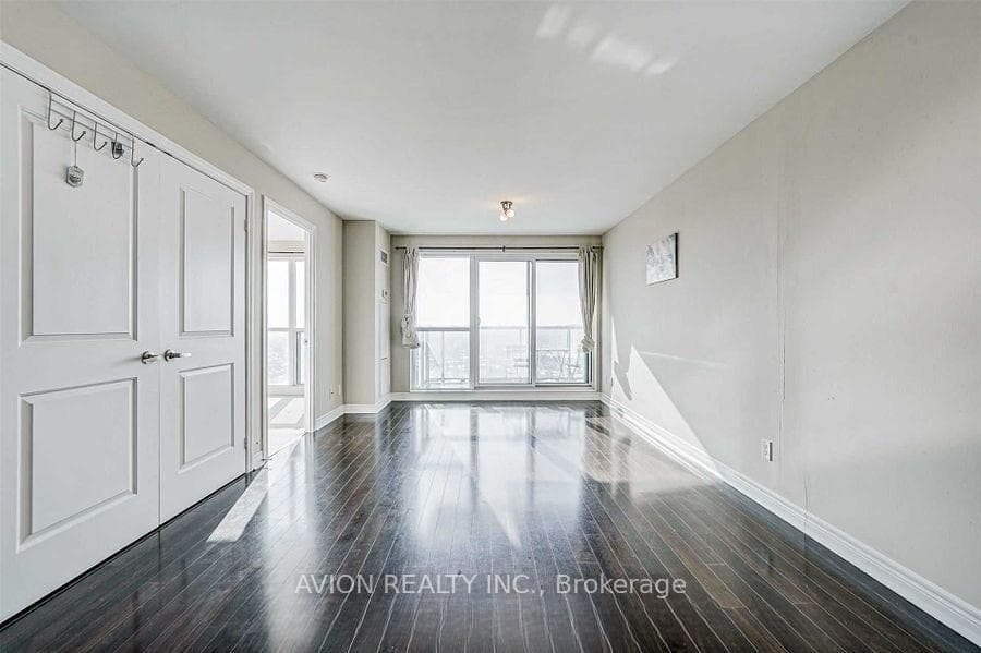 50 Town Centre Court Unit 1711 photo 3