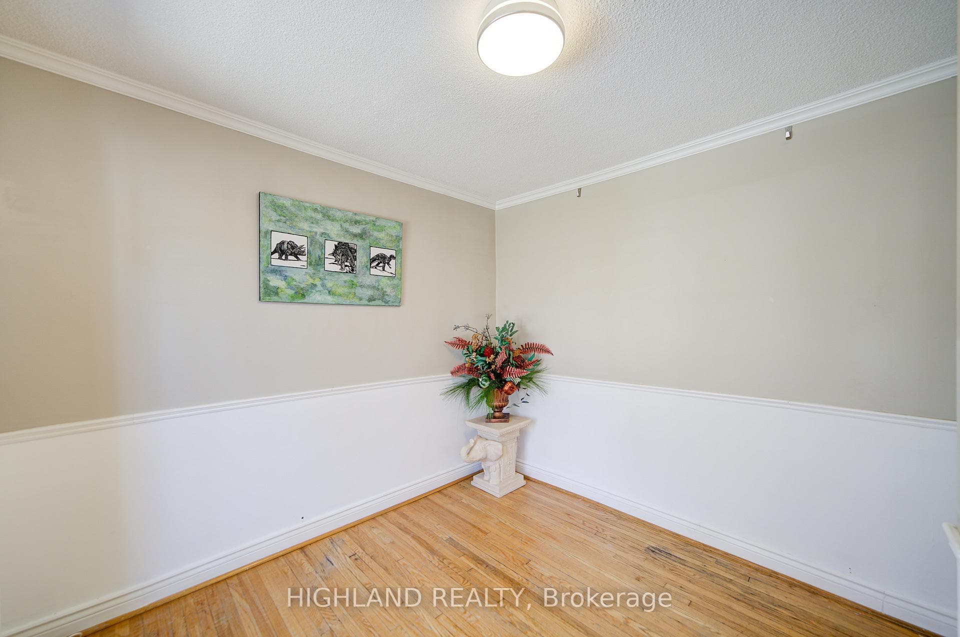 90 Clouston Avenue photo 21