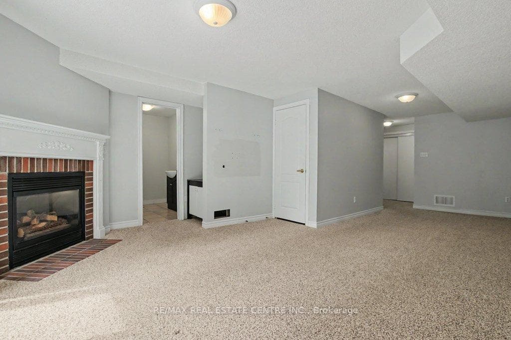 76 River Drive Unit 10 photo 30