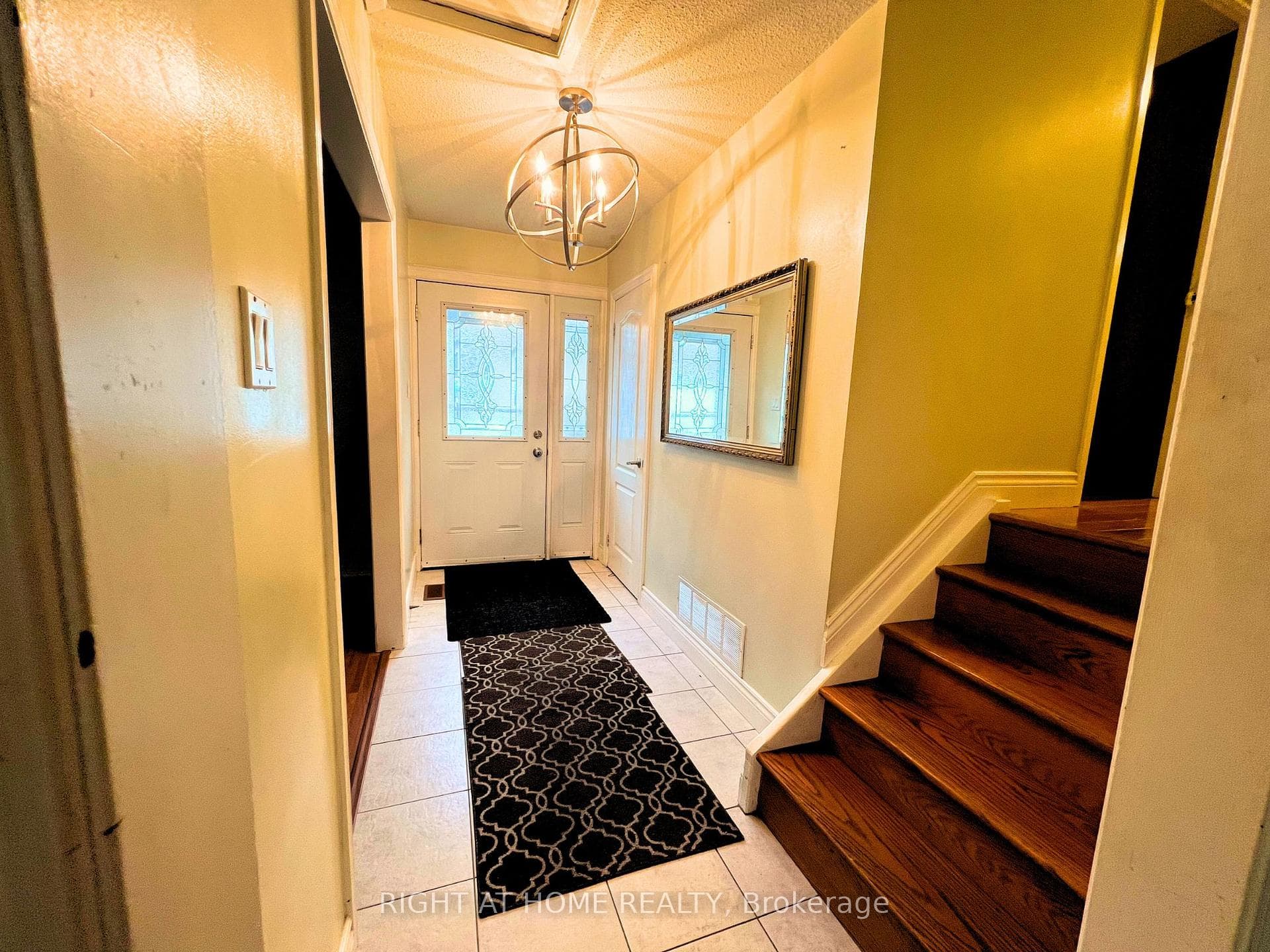 28 Curtis Crescent photo 9