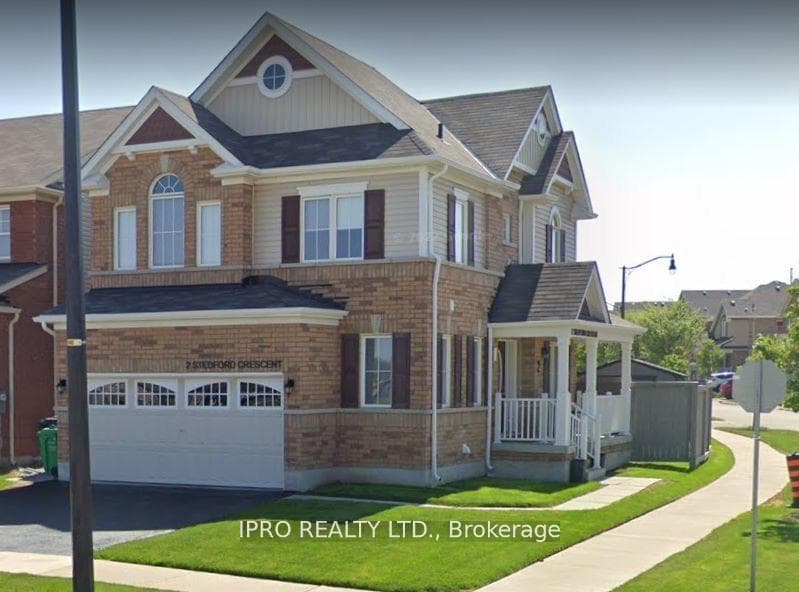 2 Stedford Crescent photo 1