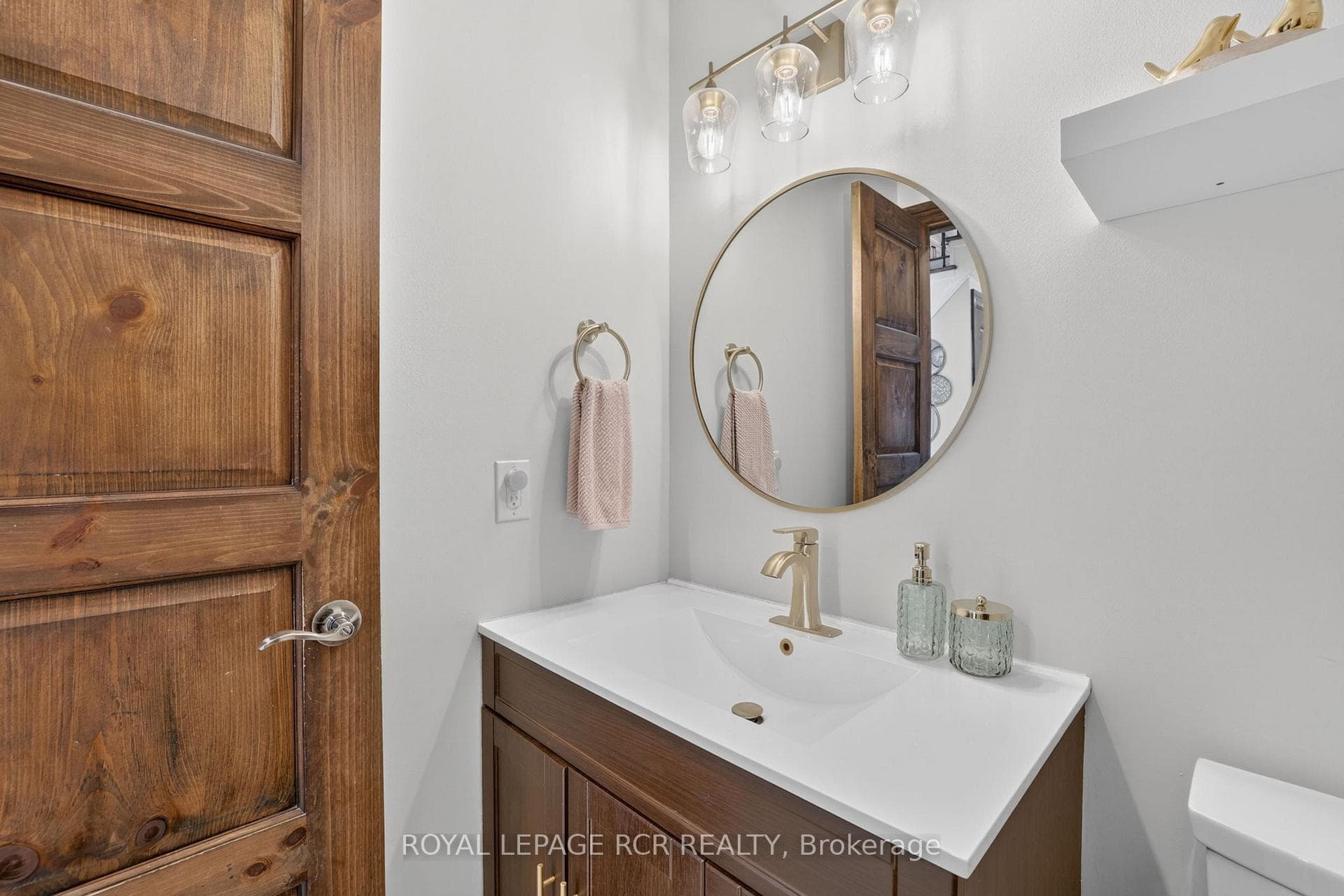 35 Mccabe Crescent photo 20