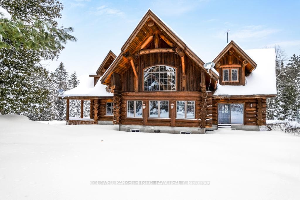 Grandeur in the county, on 60 woodland acres