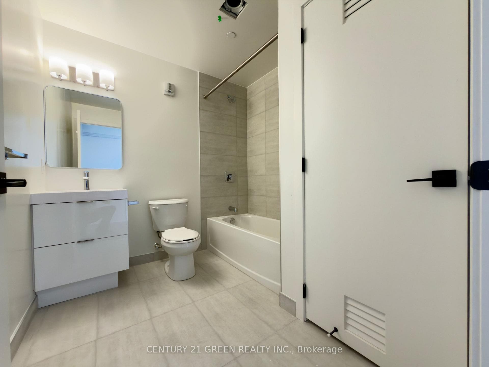 33 Erie Avenue Unit 1705 photo 11