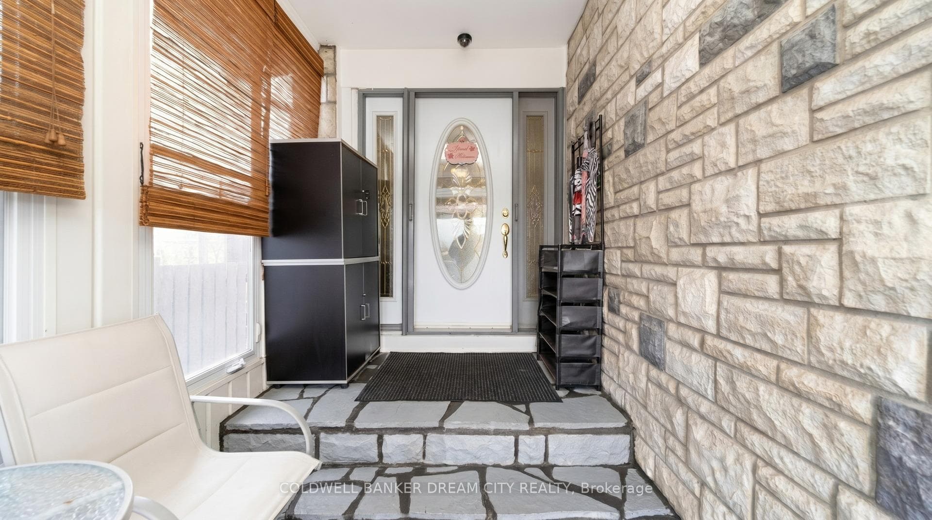 39 Reid Avenue photo 4