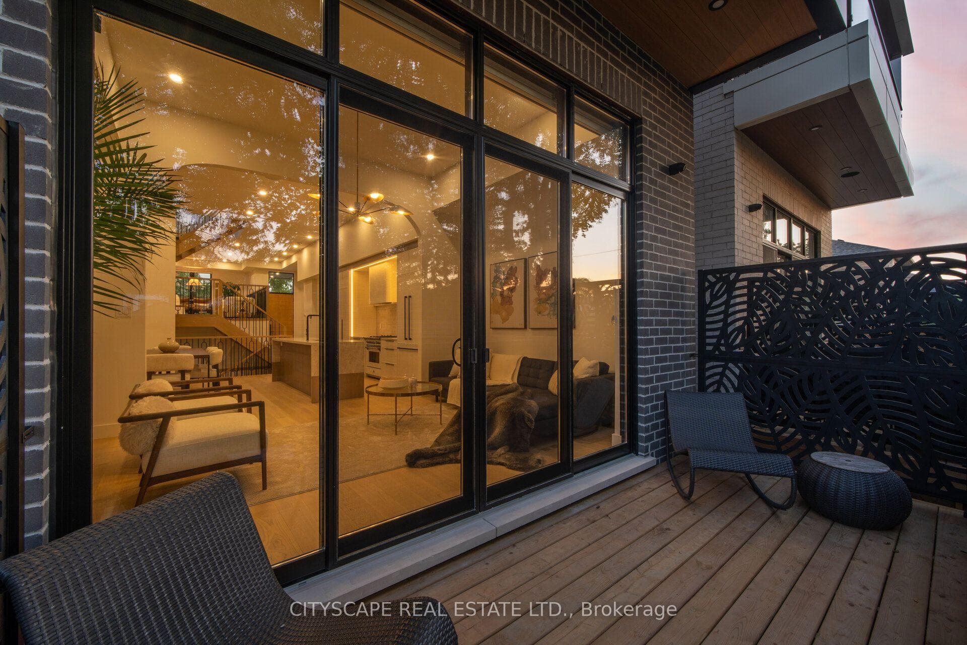 10B Holmstead Avenue photo 45