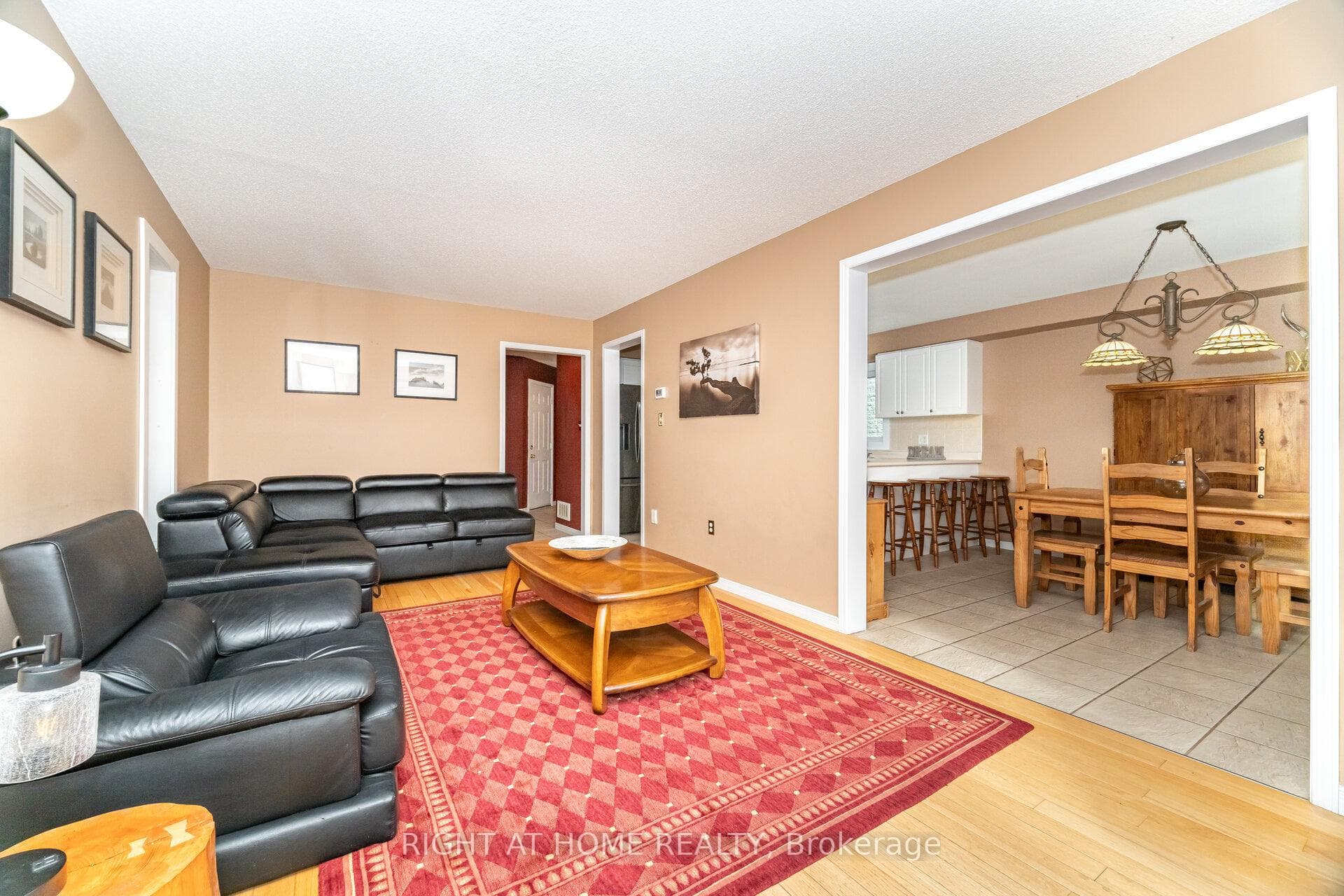 1316 Inglehart Drive photo 11