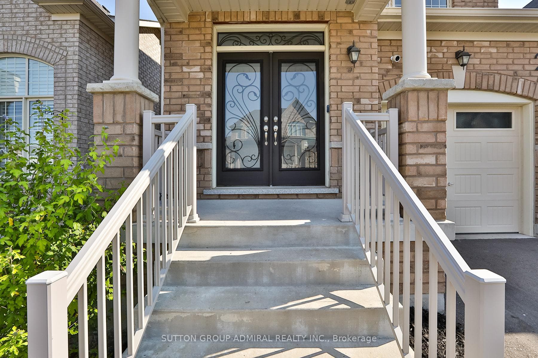 22 Dawn Blossom Drive photo 3