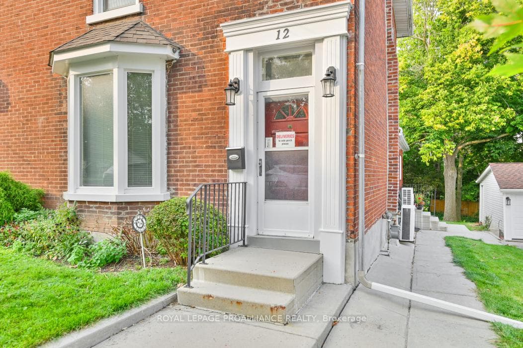 12 Holloway Street photo 5