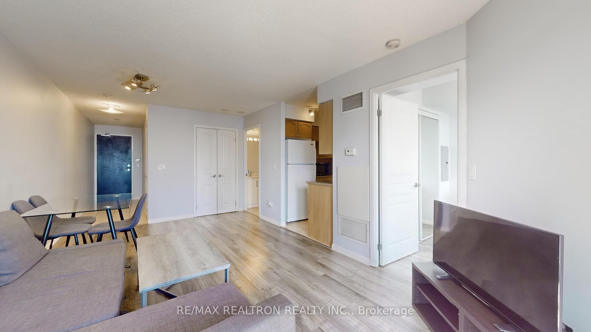 18 Yonge Street Unit 3109 photo 14