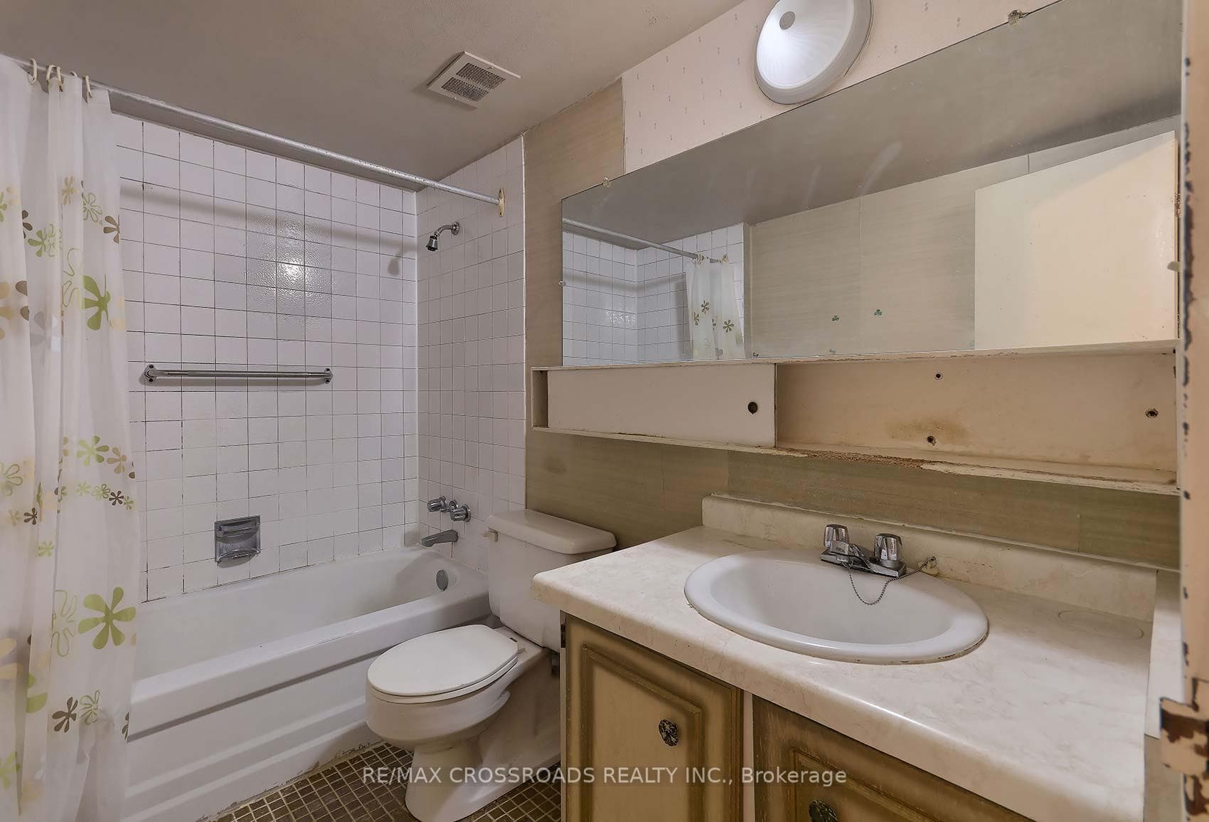 11 Wincott Drive Unit 1805 photo 32