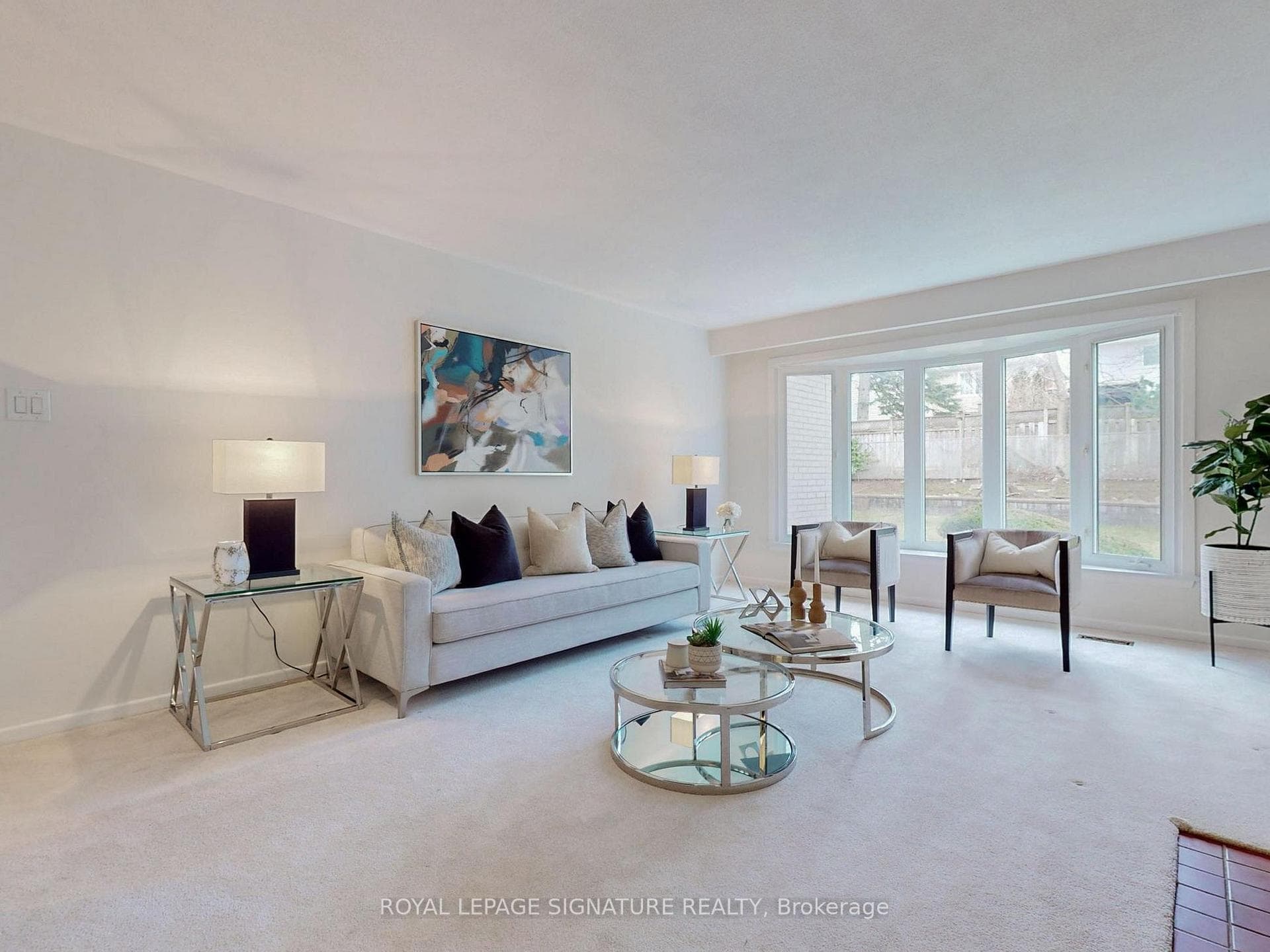 187 Cassandra Boulevard photo 3