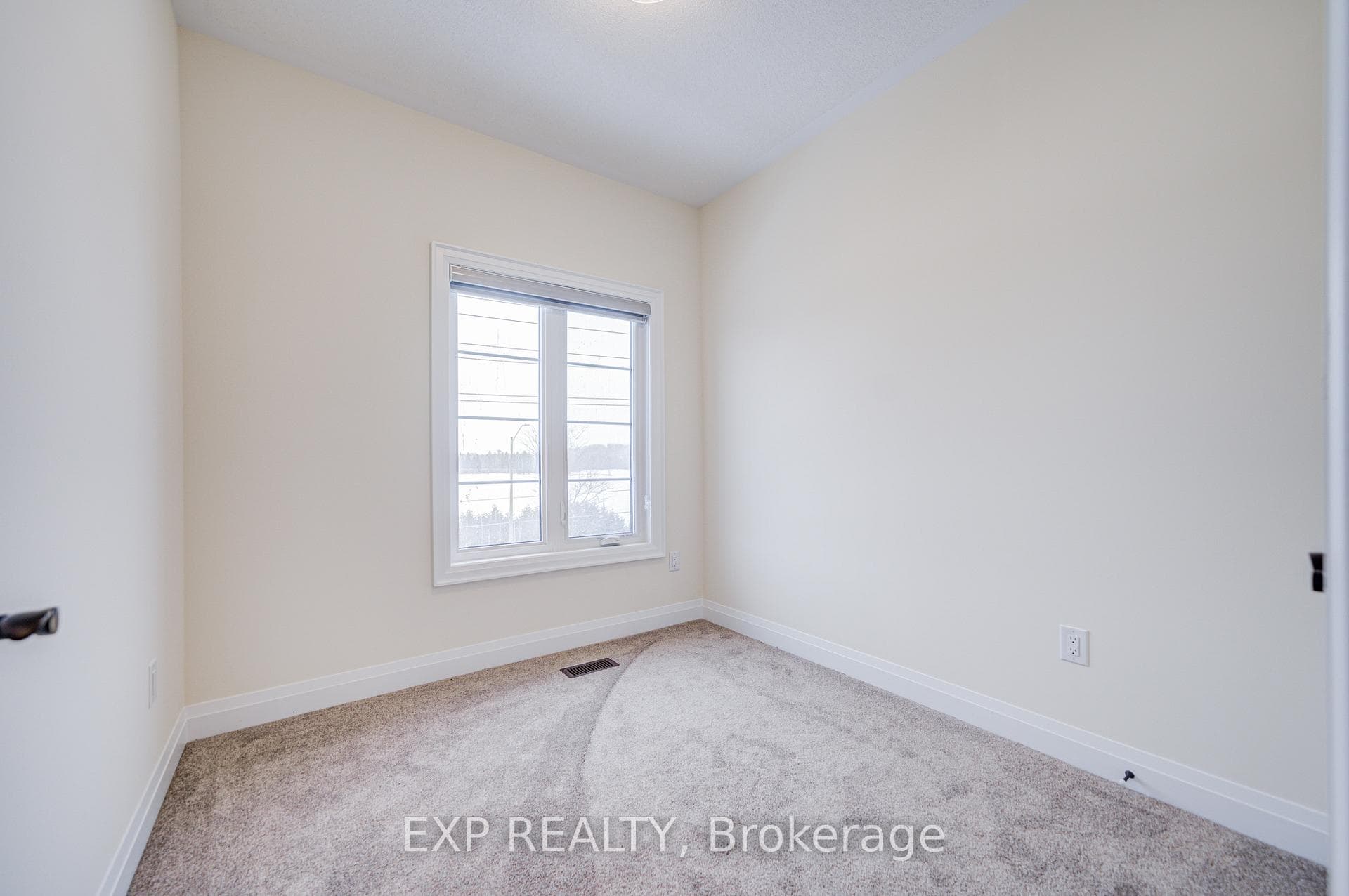 4255 Major Mackenzie Drive photo 45