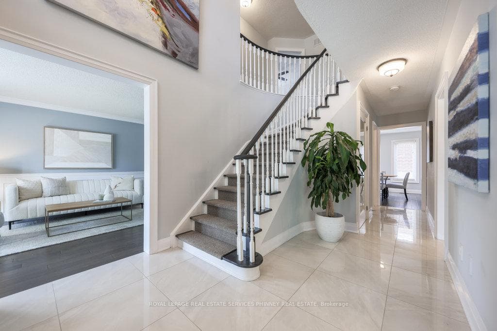 101 River Glen Boulevard photo 15