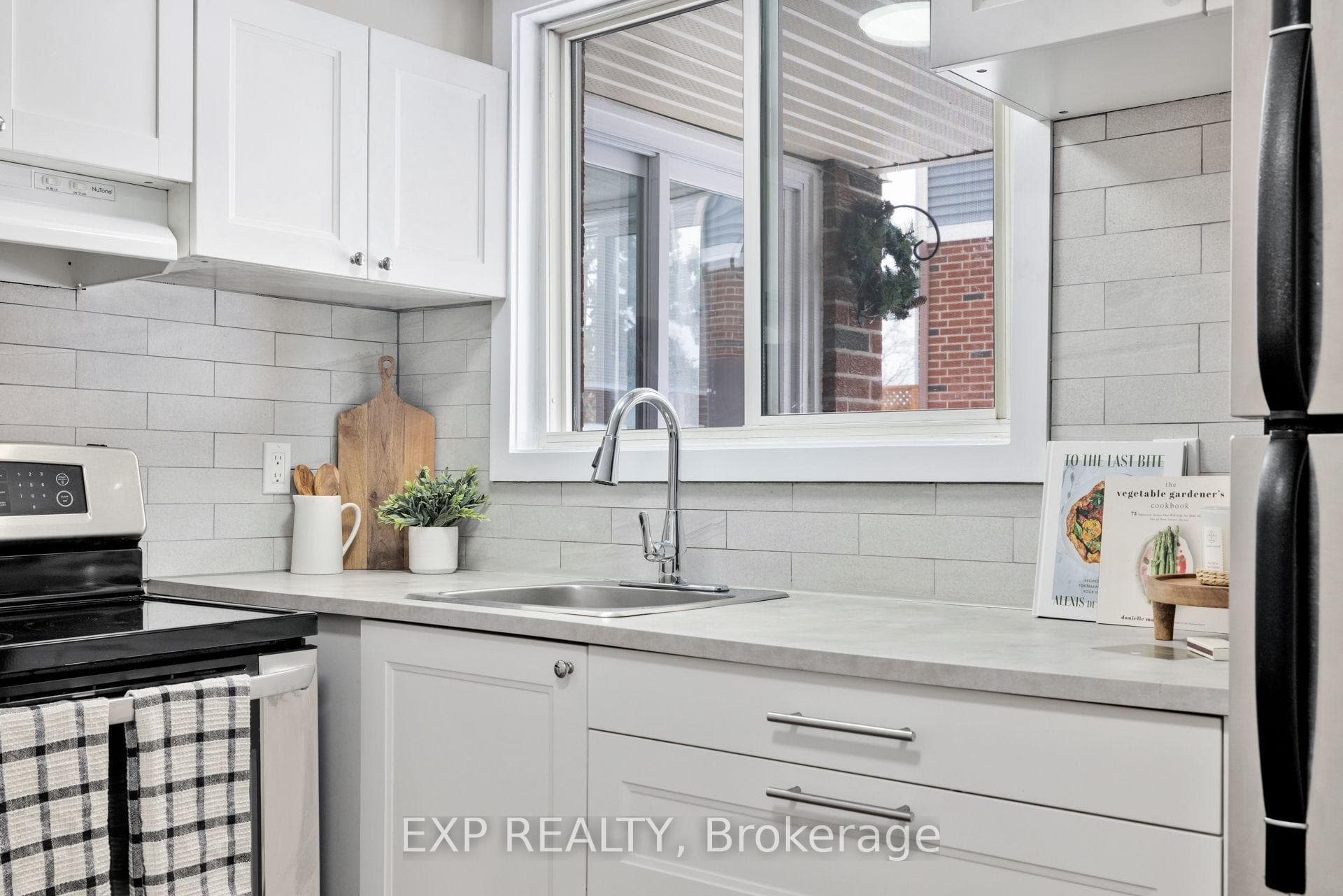 6470 BILBERRY Drive Unit 104 photo 16