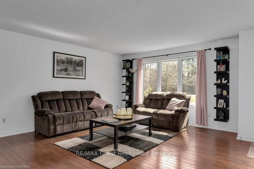 2408 WASHBURN Road photo 9
